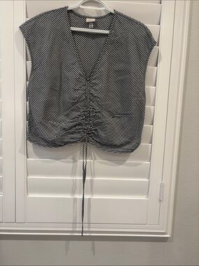 Target Black and White Ruched V-Neck Crop Top